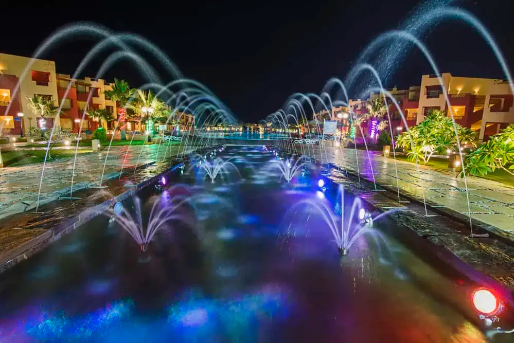 Hotel water feature service