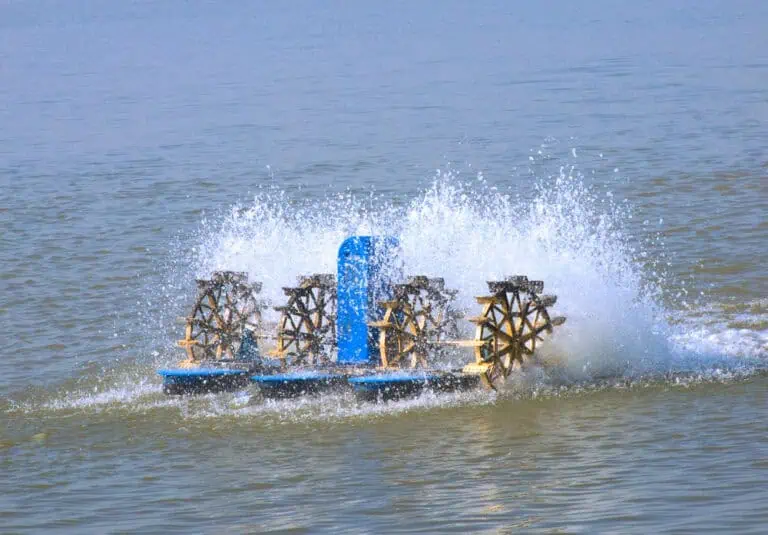 Lake and Pond Aerators - Introduce Oxygen Into The Water