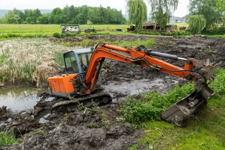 What Equipment Is Used To Dredge A Lake Or Pond