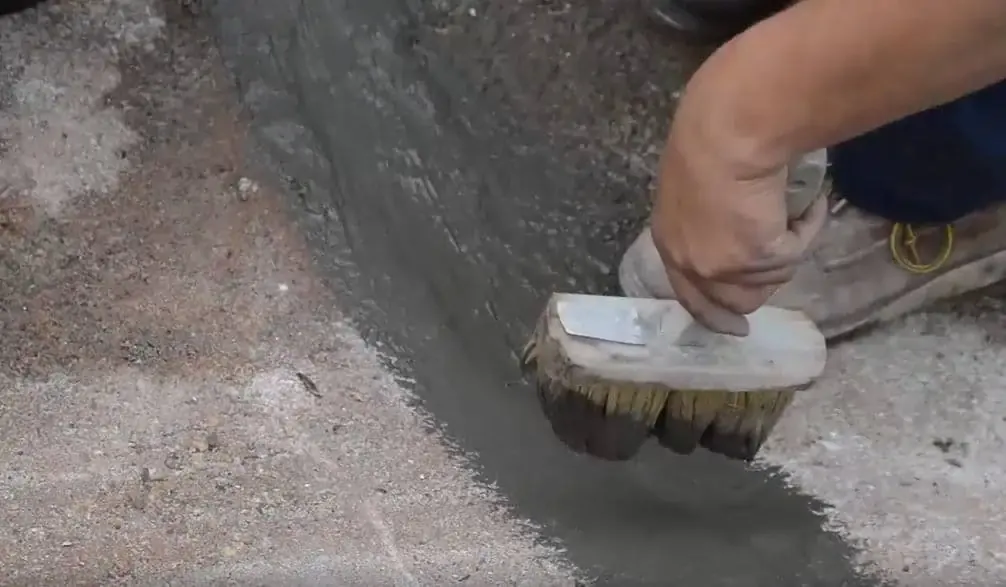 fountain and pond reseal crack sealing | Lake Management Inc.