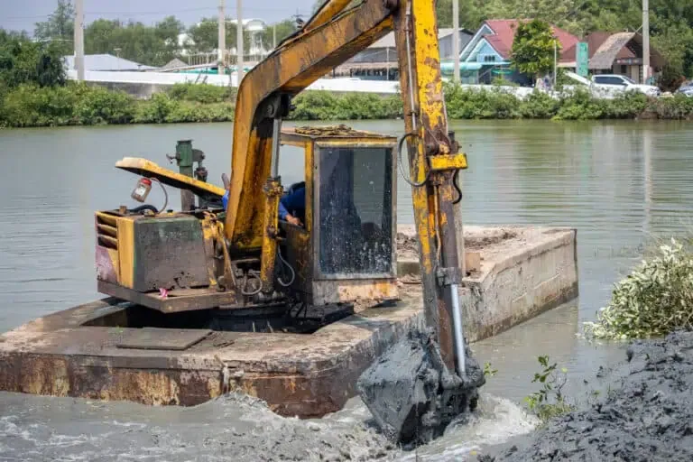 The Dredging Process | Lake Management Inc.